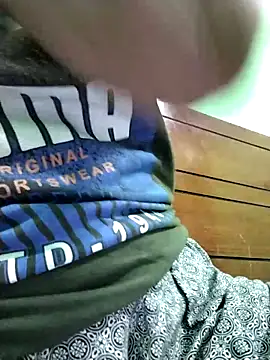 Snapshot of Jaya-Ray chatting on 11/19/25, 03:12 Jaya-Ray online show from 11/19/25, 03:12