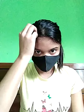 Snapshot of Jaya-Ray chatting on 11/22/25, 01:37 Jaya-Ray online show from 11/22/25, 01:37