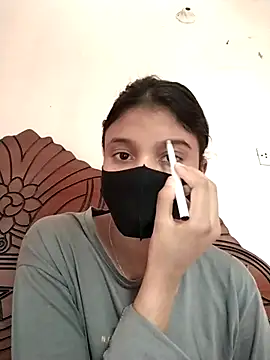 Snapshot of Jaya-Ray chatting on 12/21/25, 08:10 Jaya-Ray online show from 12/21/25, 08:10