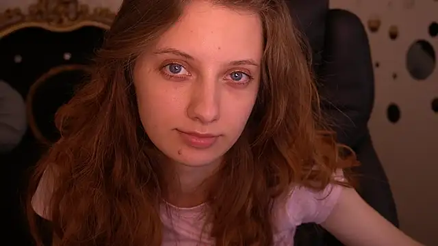 CuteeFoxy online show from 05/29/26, 01:09