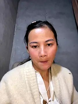 Miss-World00 online show from 12/22/25, 03:47