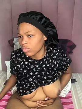 Bubbles156 online show from 02/15/26, 02:14