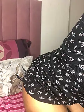 Bubbles156 online show from 04/19/26, 01:32