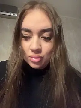 Snapshot of MirraMessy chatting on 10/14/25, 03:13 MirraMessy online show from 10/14/25, 03:13