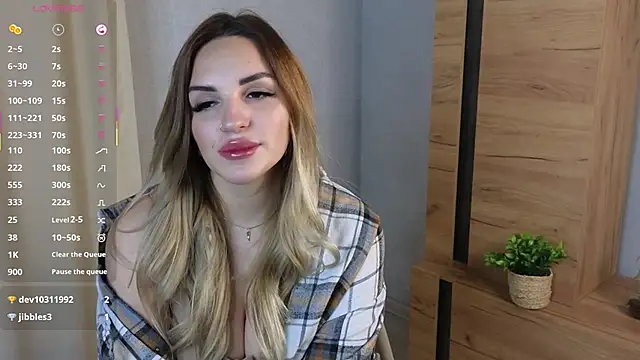 LustLagoon online show from 11/13/25, 06:12