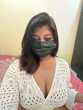 Snapshot of payal_mittal chatting on 05/26/26, 09:11 payal mittal online show from 05/26/26, 09:11