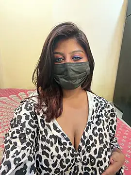Snapshot of payal_mittal chatting on 05/27/26, 10:29 payal mittal online show from 05/27/26, 10:29