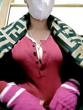 Katy68 online show from 11/20/25, 01:44