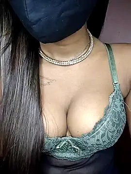 Strip Hotty242 online show from 10/27/25, 06:01