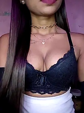 Strip Hotty242 online show from 12/18/25, 06:58