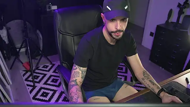 monsieurguitsxxx online show from 01/10/26, 02:52