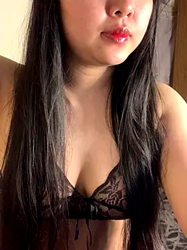 Aimee milk online show from 12/03/25, 02:26