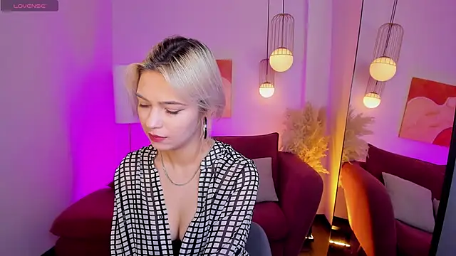 AlysiaSun  online show from 11/02/25, 02:08