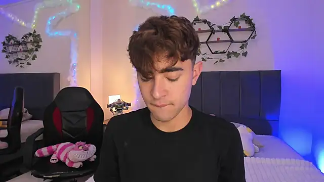 JustinCastiblanco online show from 12/19/25, 11:28