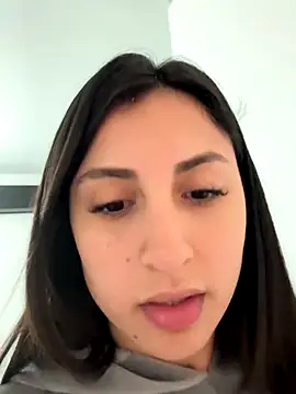 Snapshot of itsmiasofia chatting on 10/14/25, 05:14 itsmiasofia online show from 10/14/25, 05:14