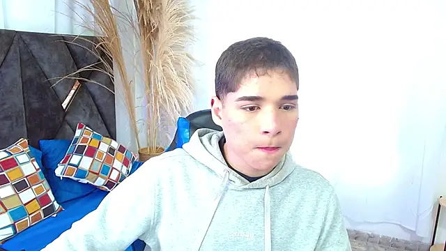 Mattass18 online show from 12/04/25, 01:42