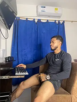 Kylian Alessandro online show from 12/01/25, 12:32