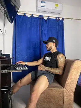 Kylian Alessandro online show from 01/10/26, 12:18