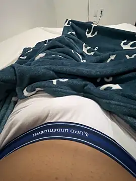 Snapshot of caicaraa chatting on 10/19/25, 03:07 caicaraa online show from 10/19/25, 03:07