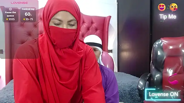 layla inaya online show from 10/24/25, 01:29