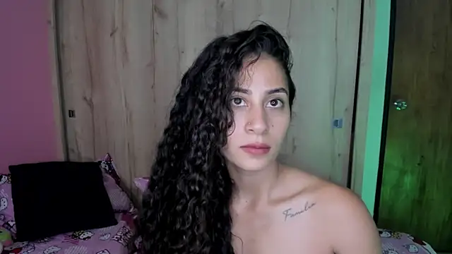 Snapshot of fernanda317 chatting on 05/13/26, 09:33 fernanda317 online show from 05/13/26, 09:33