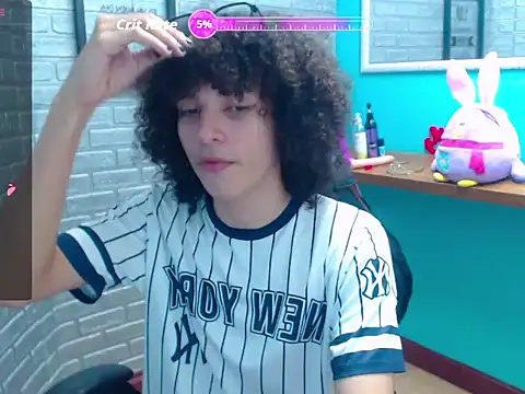 Mike Miiller  online show from 12/21/25, 06:04