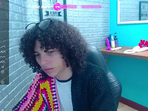 Mike Miiller  online show from 01/06/26, 03:38