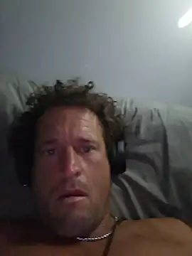 Snapshot of shainnfk chatting on 11/22/25, 04:33 shainnfk online show from 11/22/25, 04:33