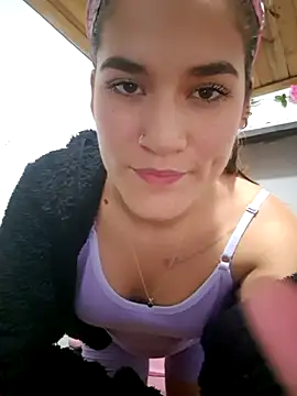 Gigihairy online show from 10/18/25, 11:05