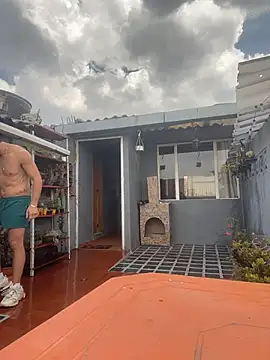 Leonardmoppet online show from 10/23/25, 05:55