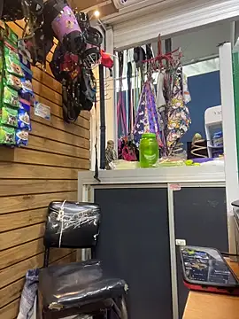 Leonardmoppet online show from 11/24/25, 10:53