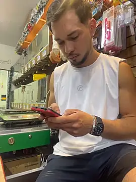 Leonardmoppet online show from 12/18/25, 10:38