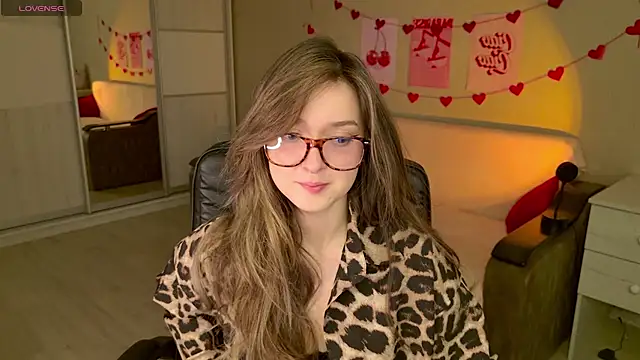 BellaSink online show from 12/03/25, 05:48