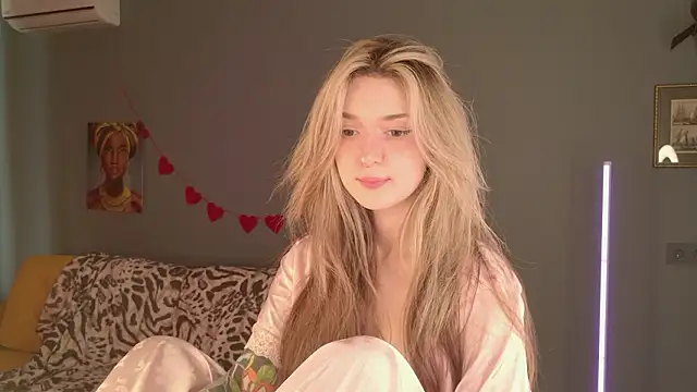 BellaSink online show from 03/08/26, 05:33