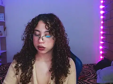 Medussa3033 online show from 12/21/25, 03:35