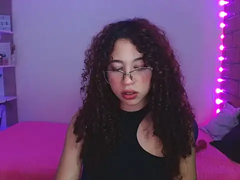 Medussa3033 online show from 12/23/25, 01:36