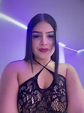 Lucianacuoper online show from 10/29/25, 03:53