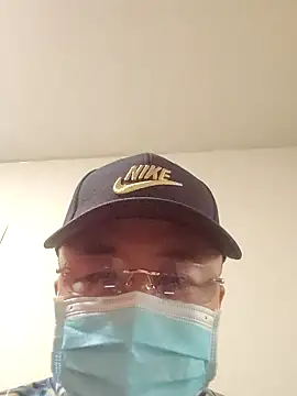 caige8888 online show from 10/17/25, 06:49