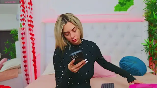 AriannaSins online show from 02/07/25, 01:22