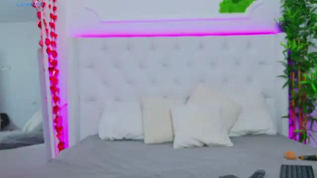 AriannaSins online show from 03/10/25, 01:21