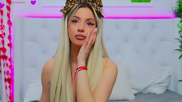 AriannaSins online show from 03/12/25, 04:46