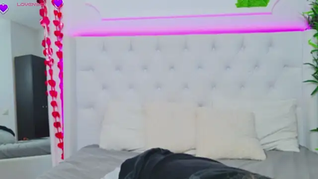 AriannaSins online show from 03/17/25, 01:18