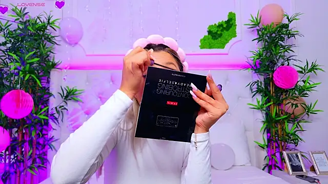 AriannaSins online show from 09/17/25, 12:18