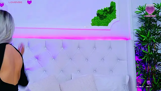 AriannaSins online show from 10/16/25, 12:39