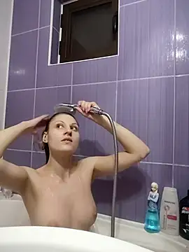 SandyCassie online show from 10/25/25, 06:24