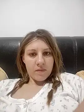 SandyCassie online show from 10/28/25, 05:11