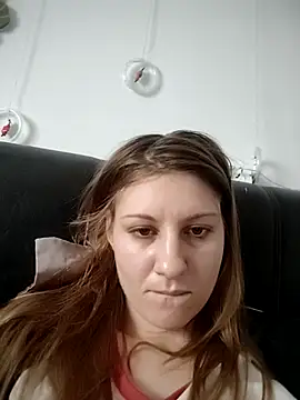 SandyCassie online show from 12/04/25, 07:28