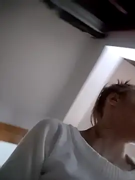 SandyCassie online show from 02/02/26, 09:41