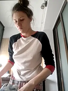 SandyCassie online show from 04/04/26, 06:44