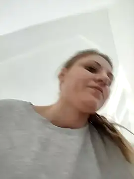 SandyCassie online show from 04/06/26, 11:00